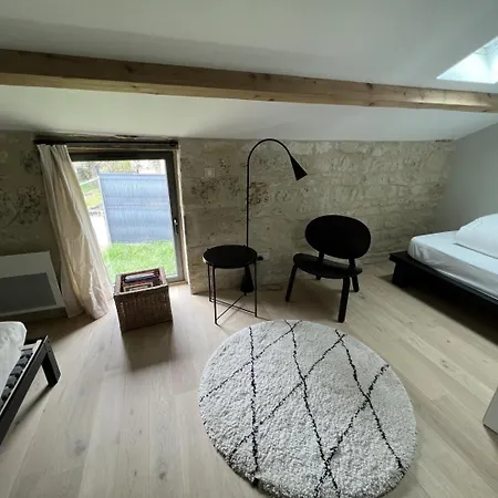 Prázdninový dům Le Troglo Du Chateau *